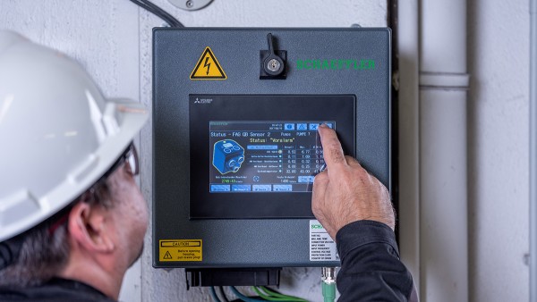 Como sistema plug-and-play preconfigurado, el SmartQB no requiere conocimientos previos de Condition Monitoring.